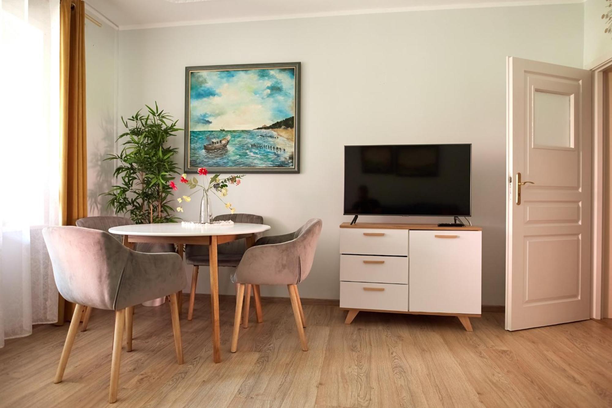 Osrodek Wypoczynkowy Relaks I Apartamenty Łeba Exteriör bild